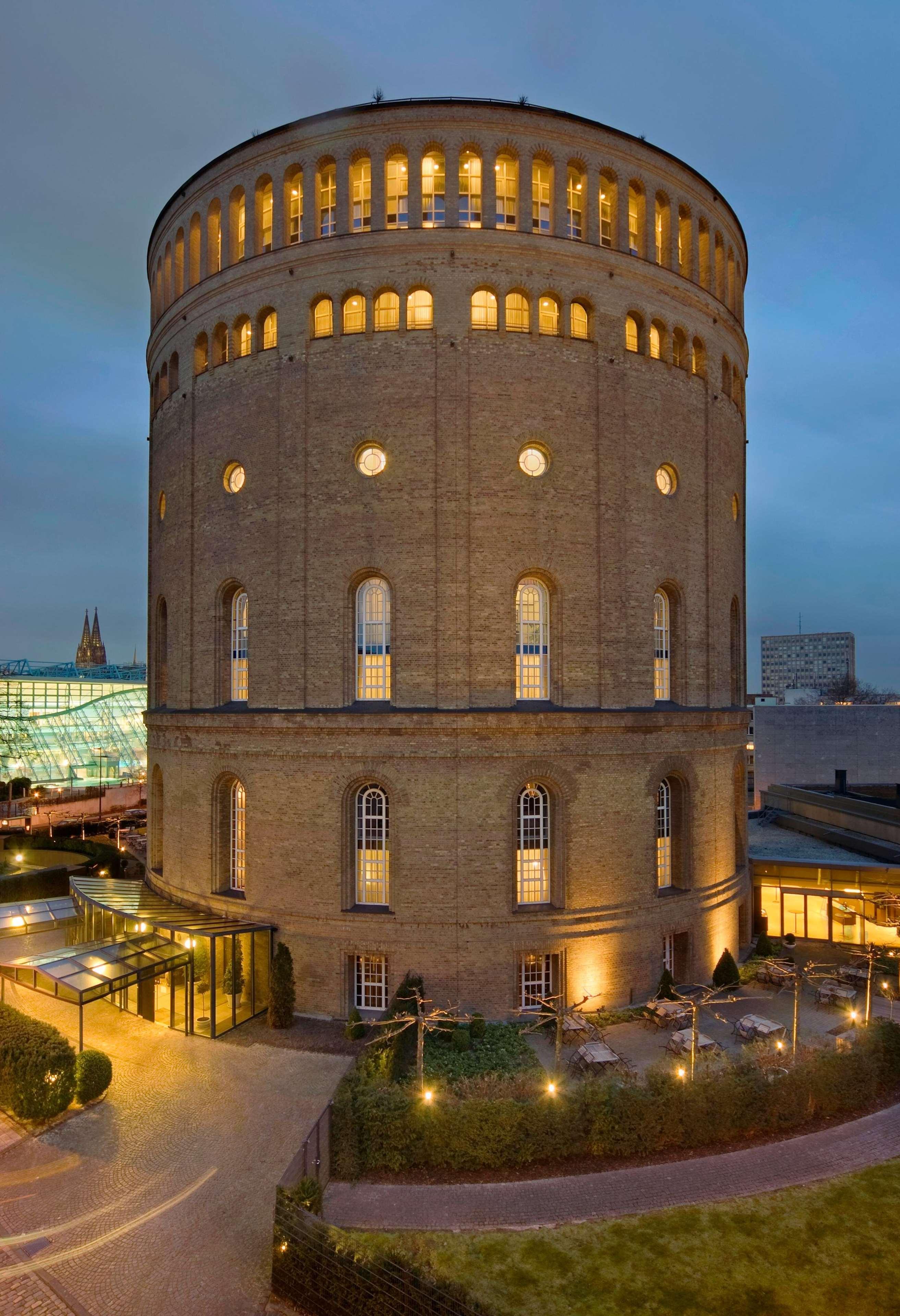 Wasserturm Hotel Cologne, Curio Collection By Hilton מראה חיצוני תמונה