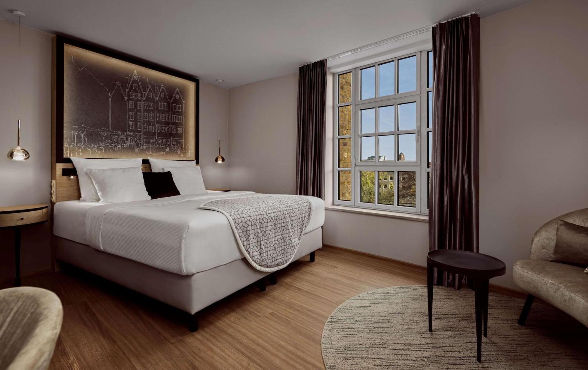 Wasserturm Hotel Cologne, Curio Collection By Hilton מראה חיצוני תמונה
